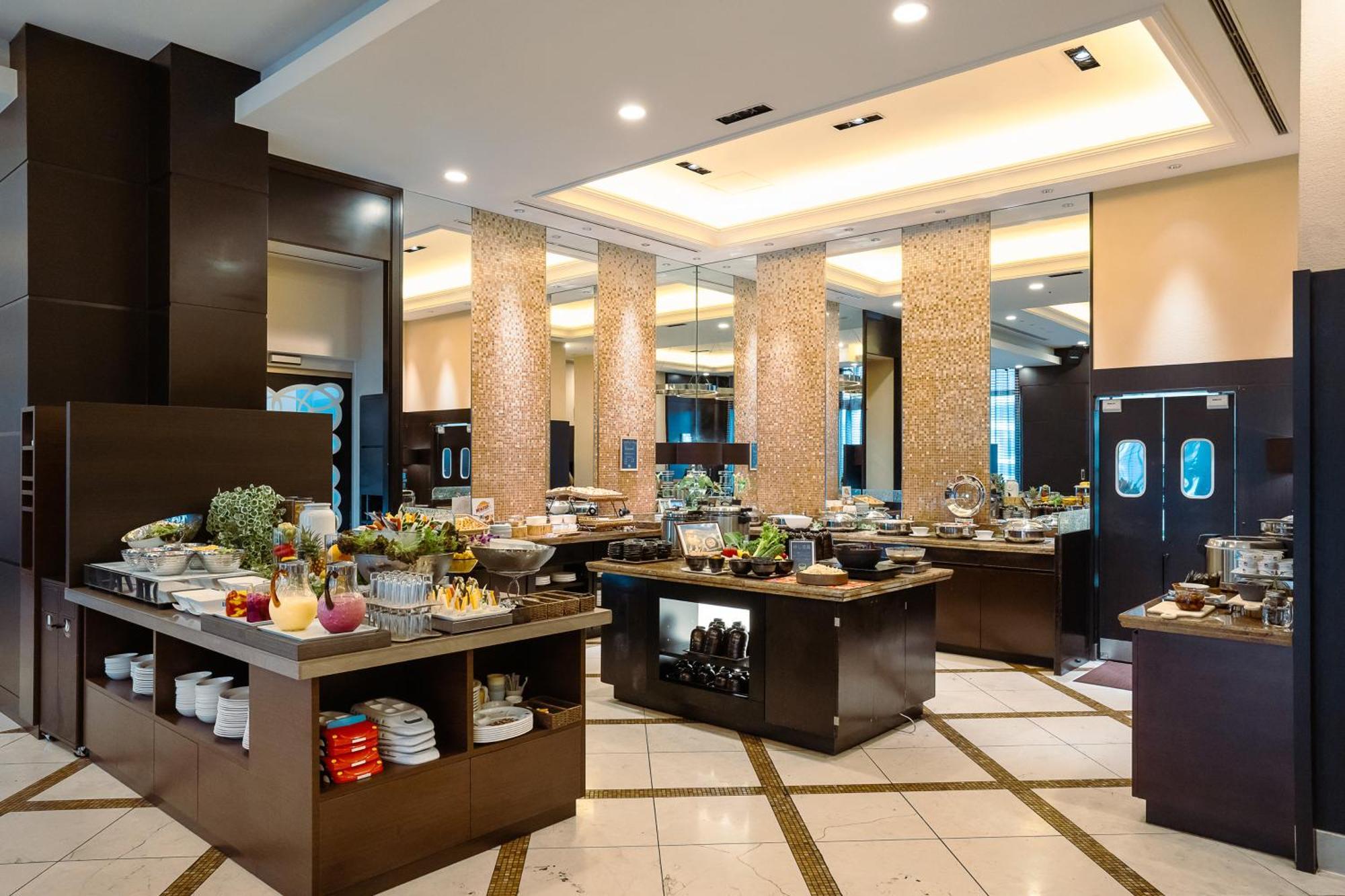 Doubletree By Hilton Naha Hotel Exterior foto